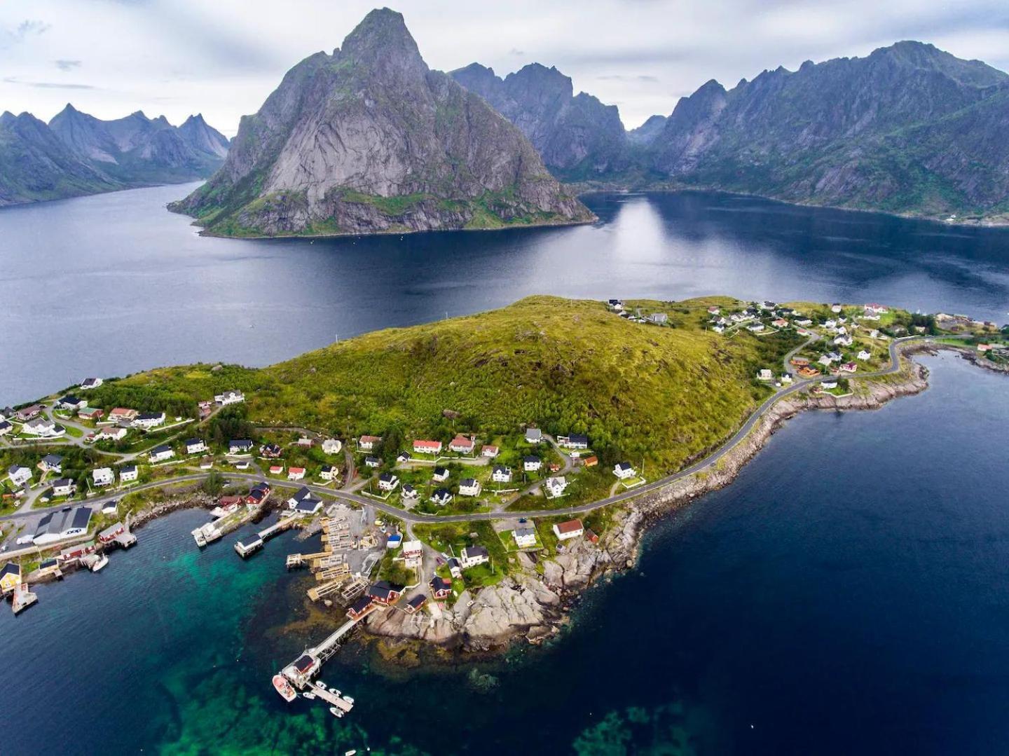 Reine Seaview Cabin Luaran gambar